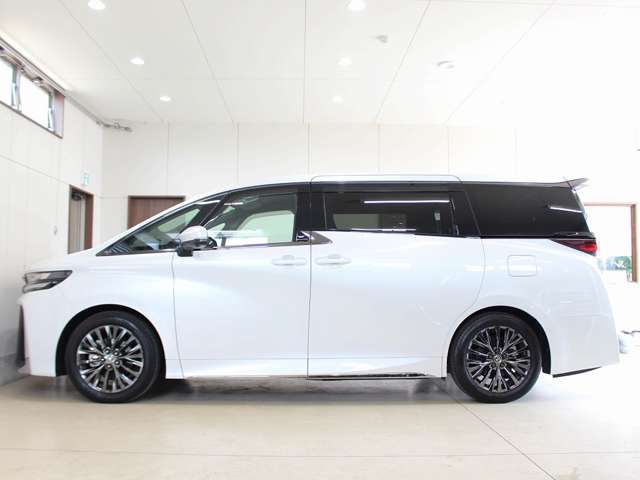 トヨタ ヴェルファイア　ハイブリッド ハイブリッド ２．５ Ｚプレミア Ｅ－ＦＯＵＲ ４ＷＤ R7年 (四国) 99