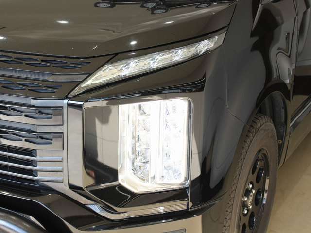 三菱 デリカ　Ｄ：５ ２．２ Ｐ ディーゼルターボ ４ＷＤ R1年 (四国) 99