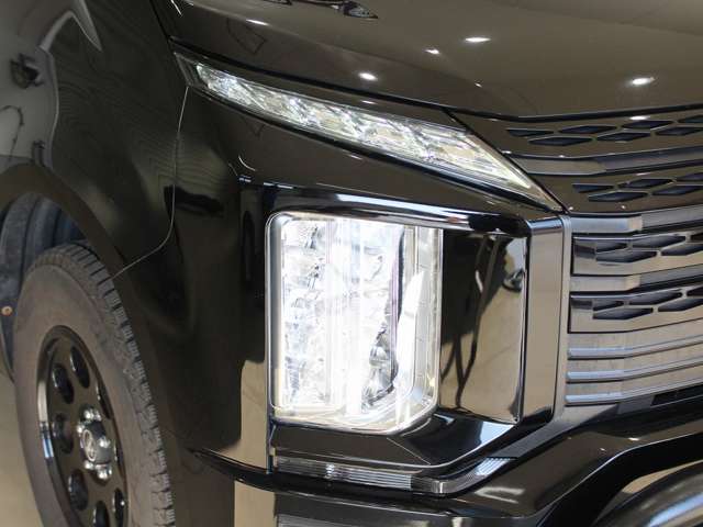 三菱 デリカ　Ｄ：５ ２．２ Ｐ ディーゼルターボ ４ＷＤ R1年 (四国) 99