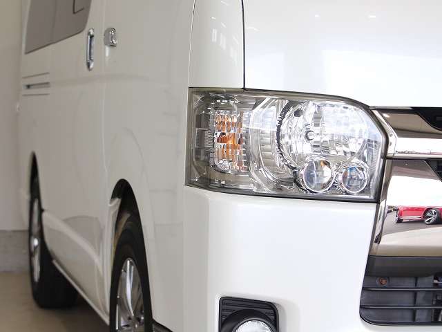 トヨタ ハイエースバン ３．０ スーパーＧＬ ロング ディーゼルターボ H27年 (四国) 99