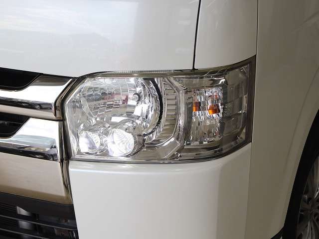 トヨタ ハイエースバン ３．０ スーパーＧＬ ロング ディーゼルターボ H27年 (四国) 99