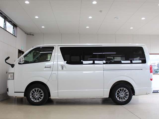 トヨタ ハイエースバン ３．０ スーパーＧＬ ロング ディーゼルターボ H27年 (四国) 99