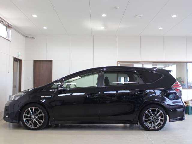 トヨタ プリウスΑ １．８ Ｓ ツーリングセレクション Ｇ'Ｓ H27年 (四国) 99