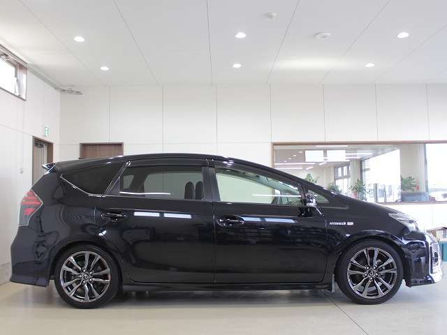 トヨタ プリウスΑ １．８ Ｓ ツーリングセレクション Ｇ'Ｓ H27年 (四国) 99
