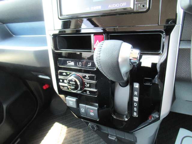 トヨタ ルーミー １．０ カスタム Ｇ ４ＷＤ R5年 (北海道) 99