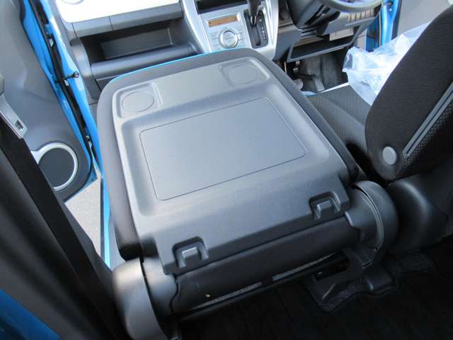 マツダ フレアクロスオーバー ６６０ ＸＧ ４ＷＤ H27年 (北海道) 99