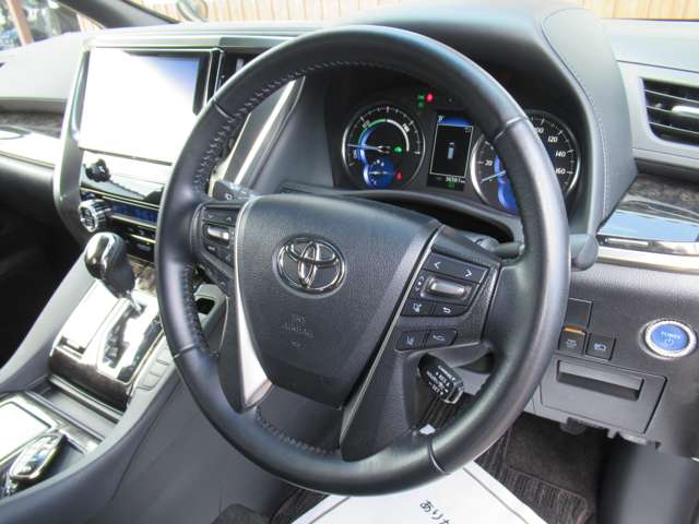 トヨタ アルファード　ハイブリッド ハイブリッド ２．５ Ｓ タイプゴールドＩＩ Ｅ－ＦＯＵＲ ４ＷＤ R3年 (北海道) 99