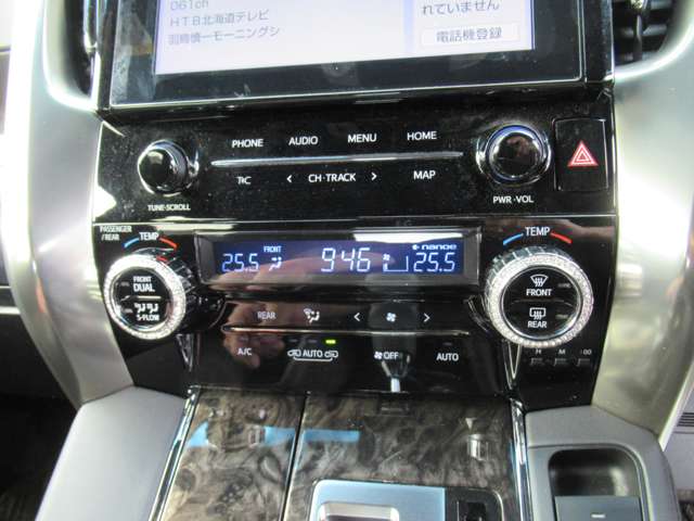 トヨタ アルファード　ハイブリッド ハイブリッド ２．５ Ｓ タイプゴールドＩＩ Ｅ－ＦＯＵＲ ４ＷＤ R3年 (北海道) 99