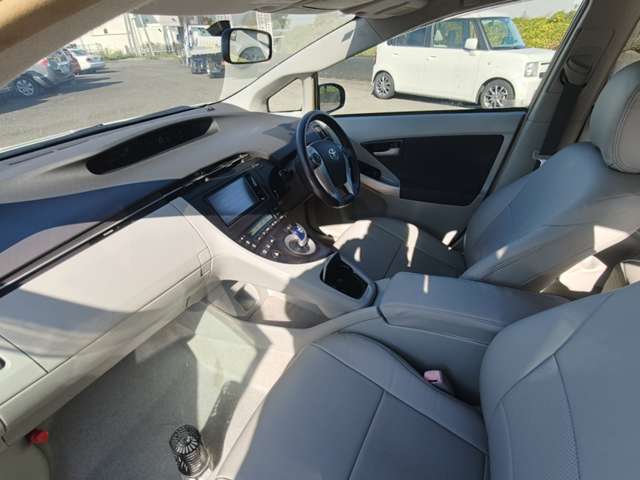 トヨタ プリウス １．８ Ｇ ツーリングセレクション H21年 (近畿) 99