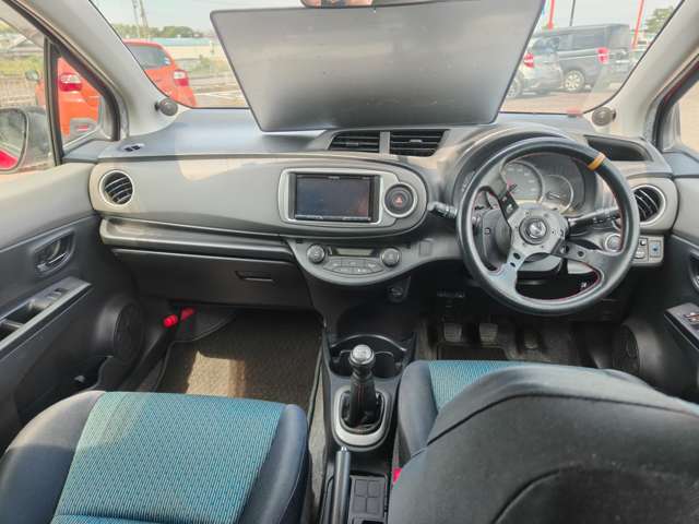 トヨタ ヴィッツ １．５ ＲＳ H23年 (近畿) 99