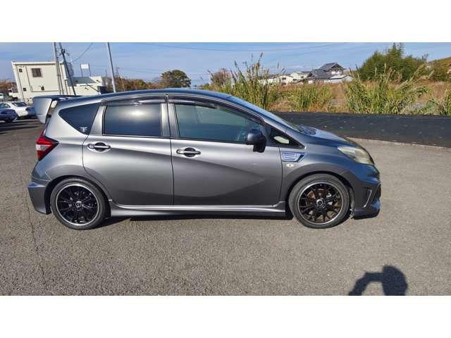 日産 ノート １．２ Ｘ H26年 (近畿) 99