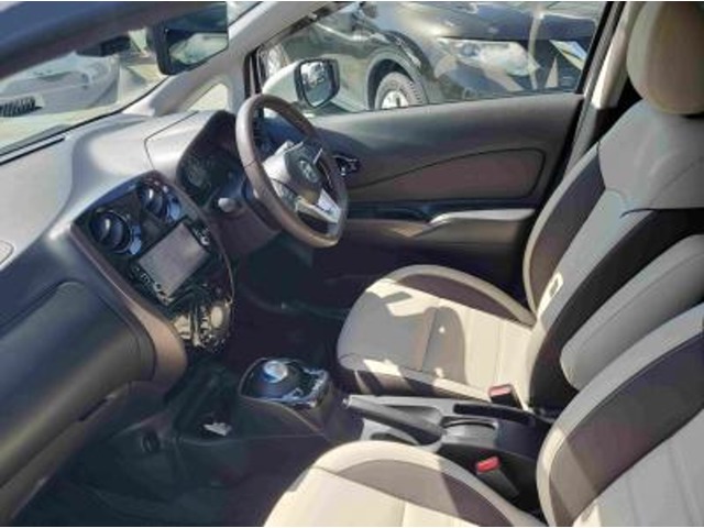 日産 ノート １．２ Ｅ－ＰＯＷＥＲ メダリスト H29年 (甲信越・北陸) 99