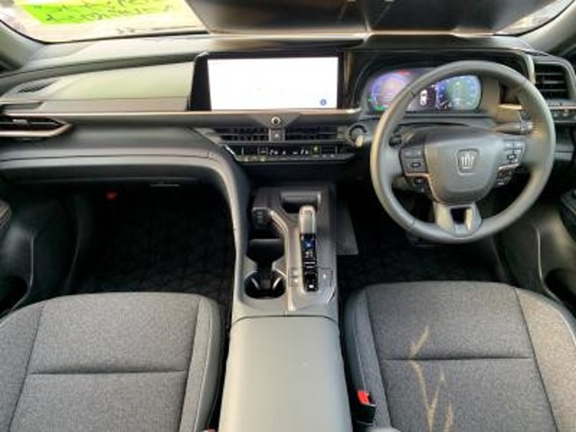 トヨタ クラウン　クロスオーバー　ハイブリッド ２．５ Ｇ Ｅ－ＦＯＵＲ ４ＷＤ R5年 (甲信越・北陸) 99