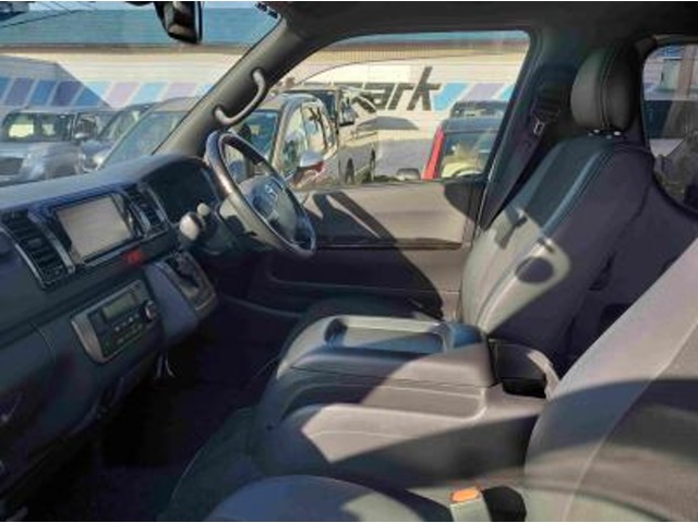 トヨタ ハイエースバン ２．８ スーパーＧＬ ダークプライムＩＩ ロングボディ ディーゼルターボ ４ＷＤ R5年 (甲信越・北陸) 99