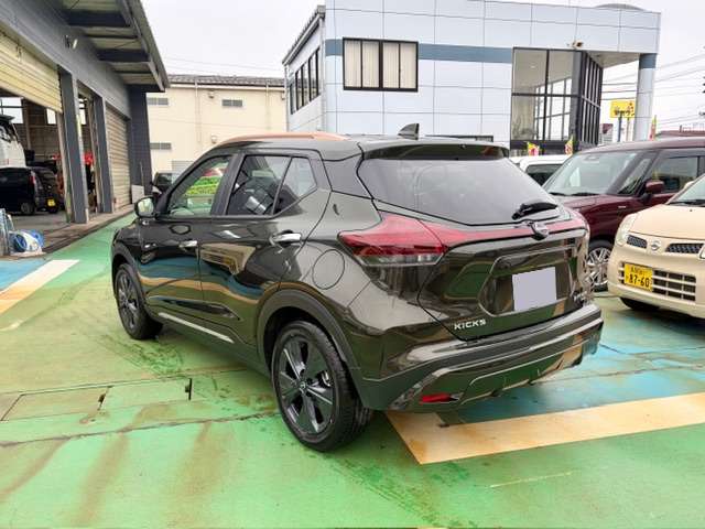 日産 キックス １．２ Ｘ ＦＯＵＲ ９０周年記念車 （Ｅ－ＰＯＷＥＲ） ４ＷＤ R7年 (甲信越・北陸) 99