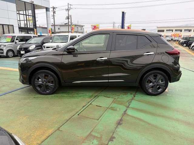 日産 キックス １．２ Ｘ ＦＯＵＲ ９０周年記念車 （Ｅ－ＰＯＷＥＲ） ４ＷＤ R7年 (甲信越・北陸) 99