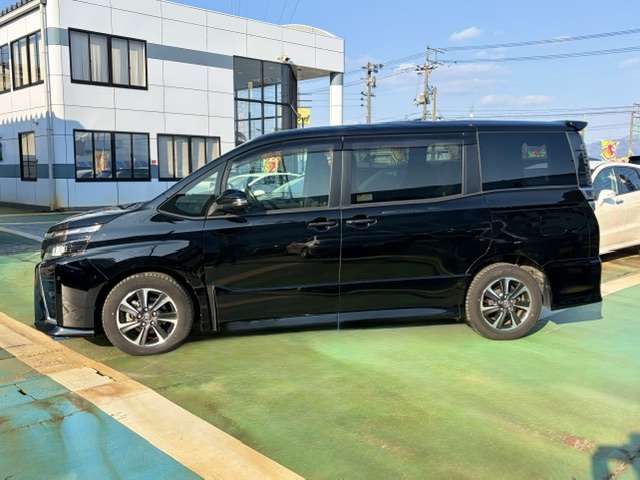 トヨタ ヴォクシー ２．０ ＺＳ H29年 (甲信越・北陸) 99