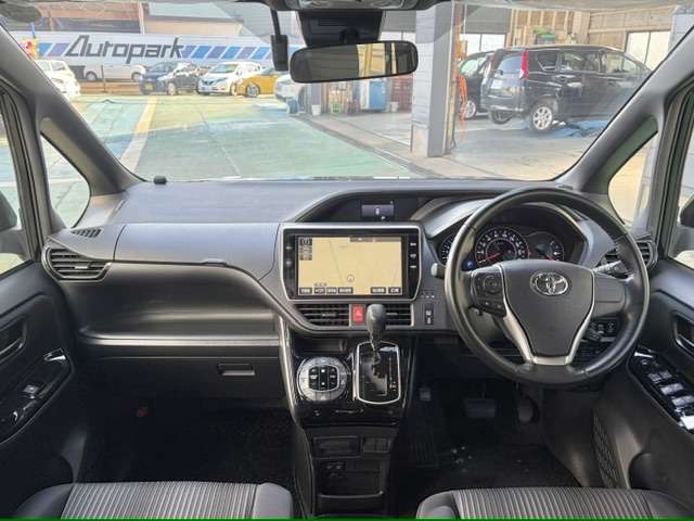 トヨタ ヴォクシー ２．０ ＺＳ H29年 (甲信越・北陸) 99