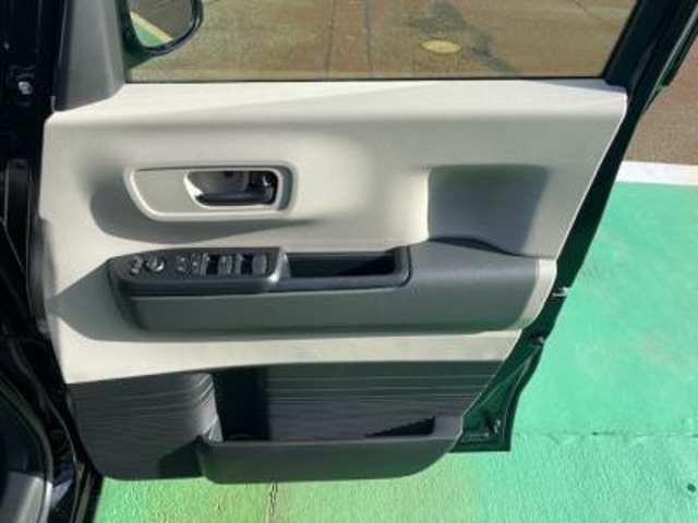 ホンダ Ｎ　ＢＯＸ ６６０ ４ＷＤ R6年 (甲信越・北陸) 99