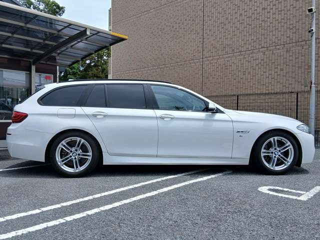 ＢＭＷ ５シリーズ ５２３Ｉ Ｍスポーツ H27年 (近畿) 99
