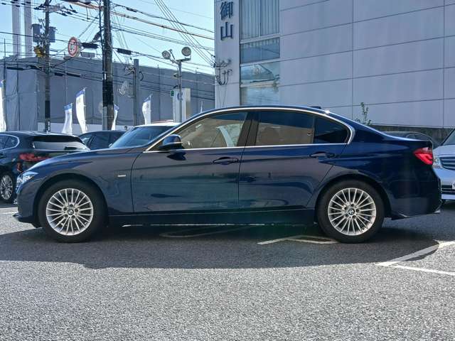 ＢＭＷ ３シリーズ ３２０ｉ　ラグジュアリー H29年 (近畿) 99