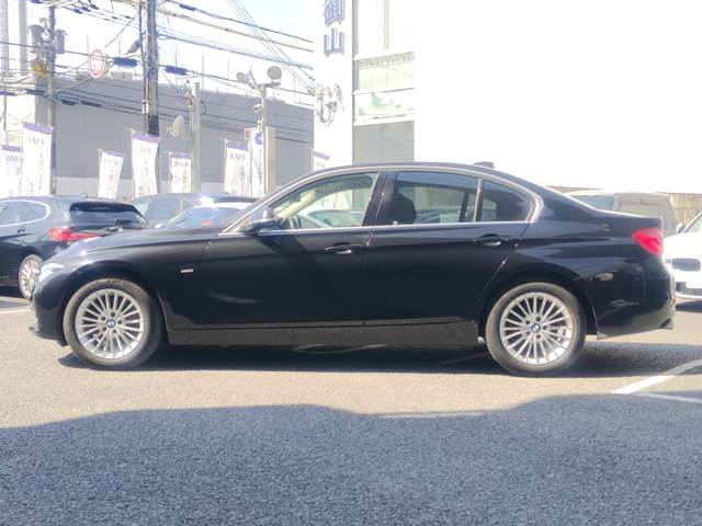 ＢＭＷ ３シリーズ ３２０ｉ　ラグジュアリー H28年 (近畿) 99
