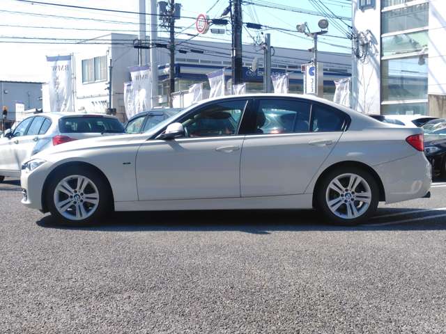 ＢＭＷ ３シリーズ ３２０ｉ　スポーツ H27年 (近畿) 99