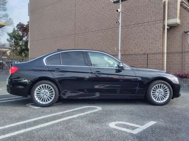 ＢＭＷ ３シリーズ ３２０ｉ　ラグジュアリー H28年 (近畿) 99