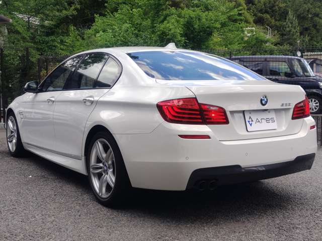 ＢＭＷ ５シリーズ ５２３ｉ　Ｍスポーツ　ザ　ピーク H29年 (近畿) 99