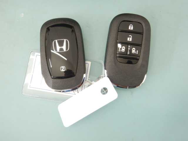 ホンダ Ｎ　ＢＯＸ カスタム ６６０ R8年 (九州・沖縄) 99