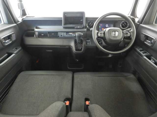 ホンダ Ｎ　ＢＯＸ カスタム ６６０ R7年 (九州・沖縄) 99