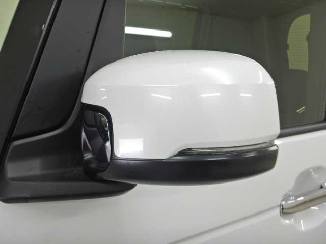 ホンダ Ｎ　ＢＯＸ カスタム ６６０ R7年 (九州・沖縄) 99