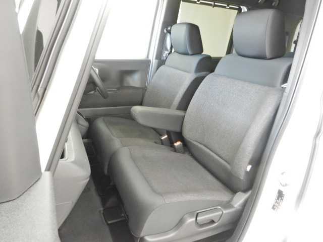 ホンダ Ｎ　ＢＯＸ カスタム ６６０ R7年 (九州・沖縄) 99