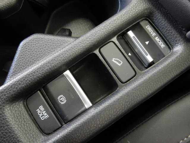 ホンダ ヴェゼル １．５ Ｅ：ＨＥＶ Ｚ R6年 (九州・沖縄) 99