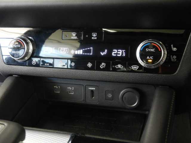 三菱 アウトランダーＰＨＥＶ ＰＨＥＶ ２．４ Ｐ ４ＷＤ R7年 (九州・沖縄) 99