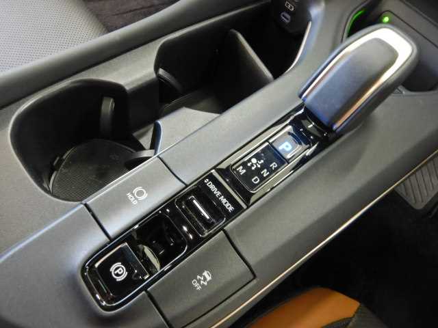 トヨタ クラウン　クロスオーバー　ハイブリッド ２．４ ＲＳ アドバンスト Ｅ－ＦＯＵＲ ＡＤＶＡＮＣＥＤ ４ＷＤ R5年 (九州・沖縄) 99