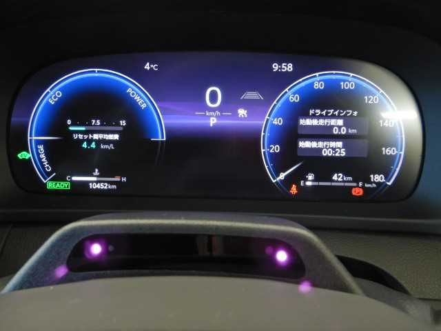 トヨタ クラウン　クロスオーバー　ハイブリッド ２．４ ＲＳ アドバンスト Ｅ－ＦＯＵＲ ＡＤＶＡＮＣＥＤ ４ＷＤ R5年 (九州・沖縄) 99