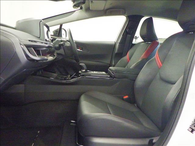 トヨタ プリウスＰＨＶ ２．０ プラグインハイブリッド Ｚ R5年 (九州・沖縄) 99