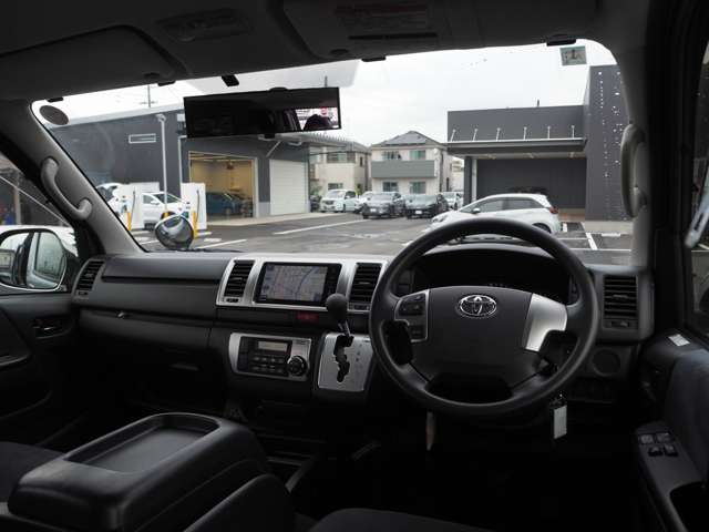 トヨタ ハイエースバン ３．０ スーパーＧＬ ロング ディーゼルターボ ４ＷＤ H26年 () 99