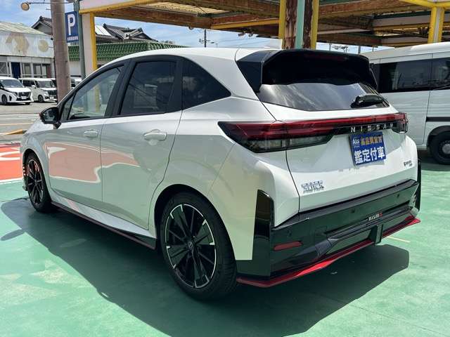 日産 ノートオーラ １．２ ＮＩＳＭＯ チューンド Ｅ－ＰＯＷＥＲ ４ＷＤ R7年 (東海) 99