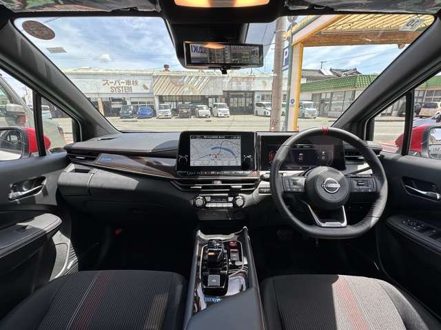 日産 ノートオーラ １．２ ＮＩＳＭＯ チューンド Ｅ－ＰＯＷＥＲ ４ＷＤ R7年 (東海) 99