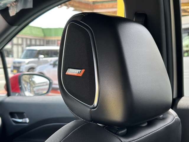 日産 ノートオーラ １．２ ＮＩＳＭＯ チューンド Ｅ－ＰＯＷＥＲ ４ＷＤ R7年 (東海) 99