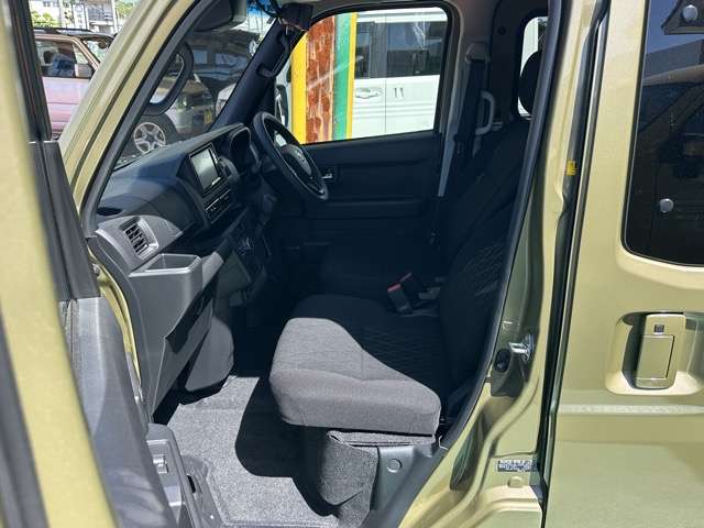 ダイハツ アトレーデッキバン ６６０ R5年 (東海) 99