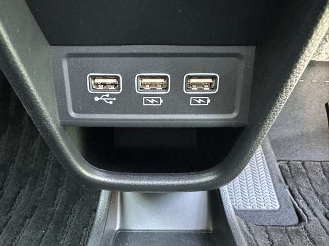 ホンダ Ｎ−ＯＮＥ ６６０ プレミアム ツアラー R5年 (東海) 99