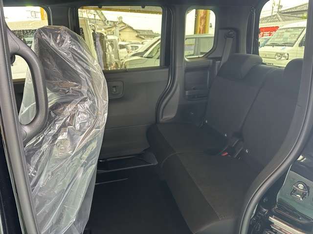 ホンダ Ｎ　ＢＯＸ カスタム ６６０ R8年 (東海) 99