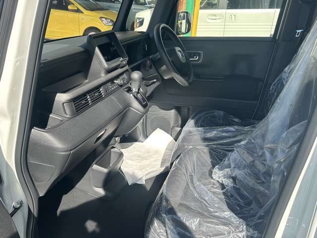 ホンダ Ｎ　ＢＯＸ カスタム ６６０ R8年 (東海) 99