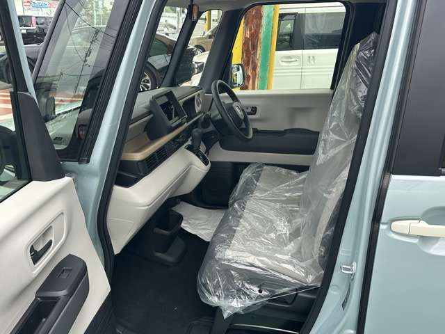 ホンダ Ｎ　ＢＯＸ ６６０ ファッションスタイル モノトーン R8年 (東海) 99
