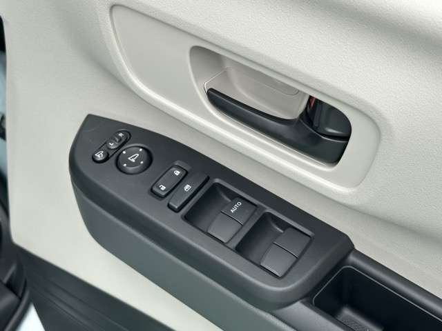 ホンダ Ｎ　ＢＯＸ ６６０ ファッションスタイル モノトーン R8年 (東海) 99