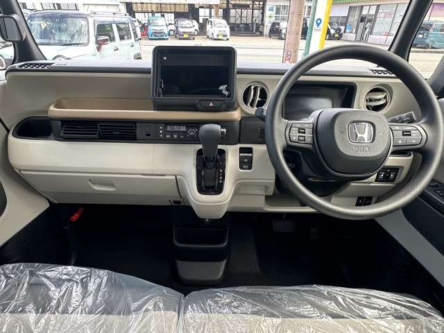 ホンダ Ｎ　ＢＯＸ ６６０ ファッションスタイル モノトーン R8年 (東海) 99