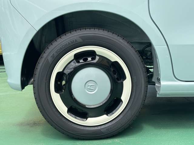 ホンダ Ｎ　ＢＯＸ ６６０ ファッションスタイル モノトーン R8年 (東海) 99